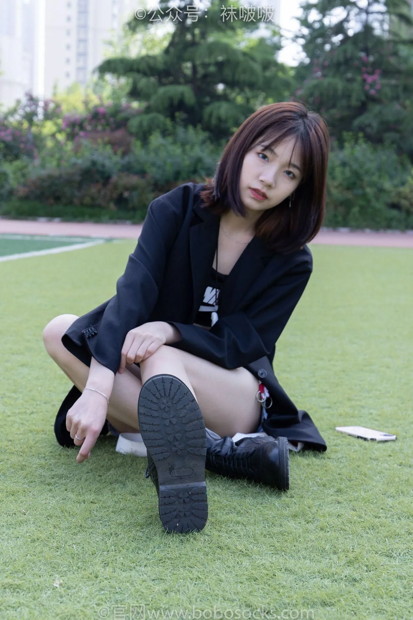 [BoBoSocks袜啵啵]NO.010 小甜豆-马丁靴、白色短棉袜、裸足 [117P]插图8